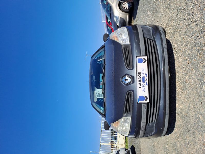 RENAULT CLIO 1.5 DCI - 8V TURBO 2006