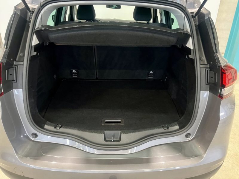 RENAULT Scénic 1.7 Blue Dci 120CH EDC Business 5 Places 