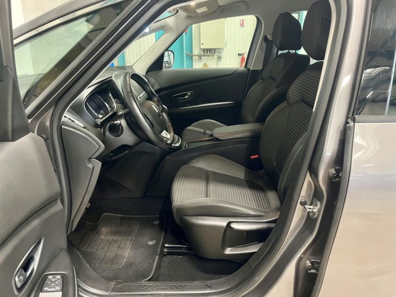 RENAULT Scénic 1.7 Blue Dci 120CH EDC Business 5 Places 