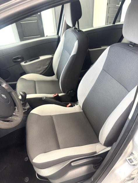 RENAULT CLIO III ESTATE 1.5 DCI 70 CV ECO2 AUTHENTIQUE 2011