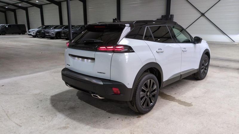 Peugeot 2008 Hybrid 145 e-dcs6 gt+ jantes 18 + pack vision & navigation drive assist plus