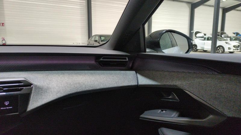 Peugeot 3008 nouveau Hybrid 145 e-dcs6 gt