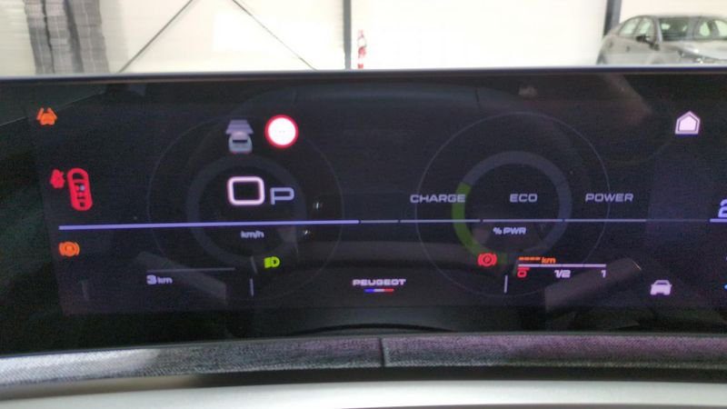 Peugeot 3008 nouveau Hybrid 145 e-dcs6 gt