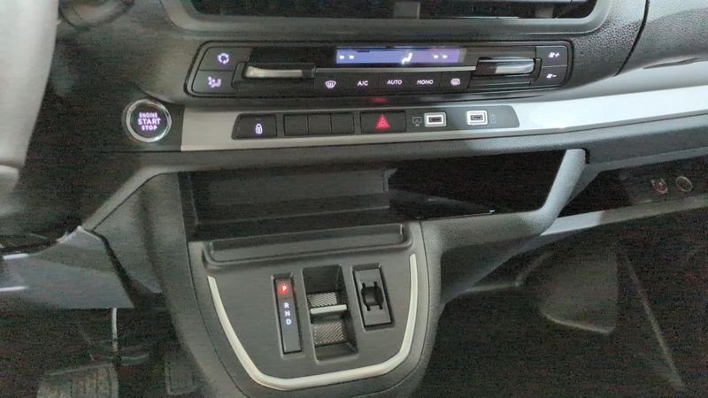 Peugeot Expert fourgon nouveau Cab approfondie xl bluehdi 180 s&s eat8 + pack premium connect