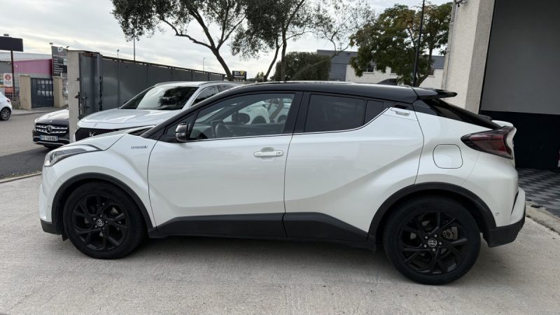 TOYOTA C-HR 122H 2WD finition  Graphic 2019