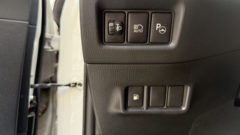 TOYOTA C-HR 122H 2WD finition  Graphic 2019