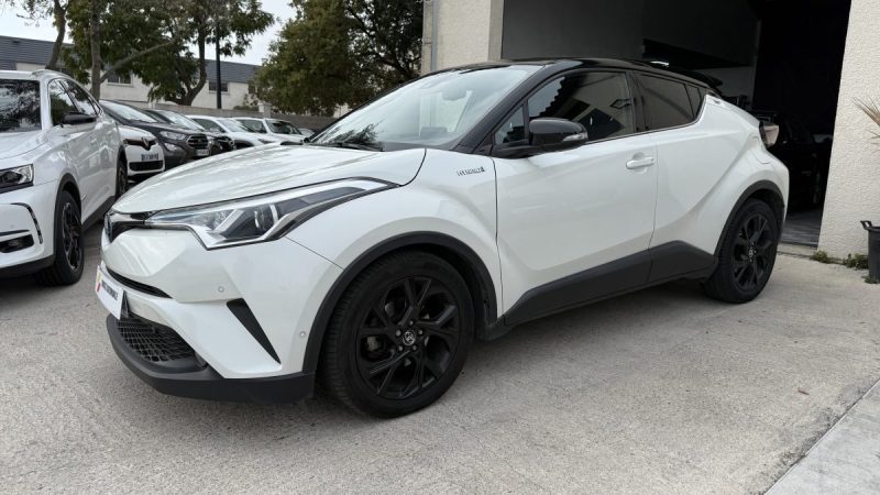 TOYOTA C-HR 122H 2WD finition  Graphic 2019