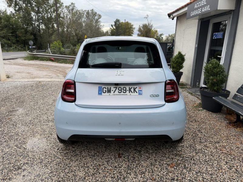 FIAT 500 E 118CH LA PRIMA JBL CAR PLAY    2023