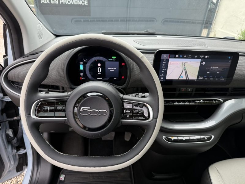 FIAT 500 E 118CH LA PRIMA JBL CAR PLAY    2023