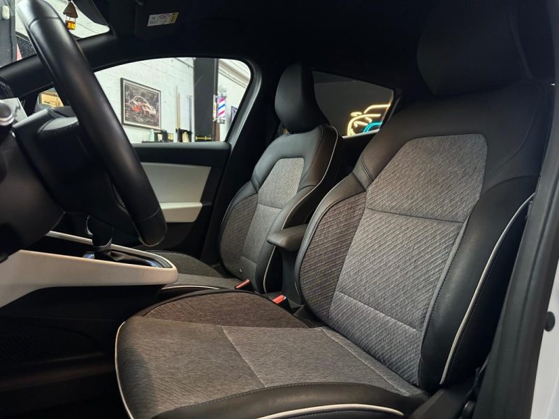 RENAULT CLIO 1.6 E-Tech 140 cv Première Edition