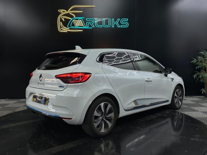 RENAULT CLIO 1.6 E-Tech 140 cv Première Edition