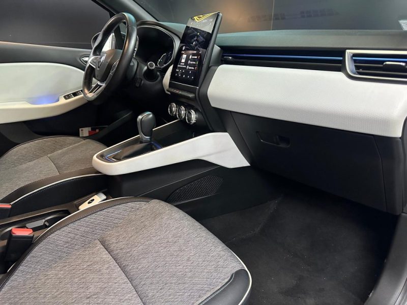 RENAULT CLIO 1.6 E-Tech 140 cv Première Edition