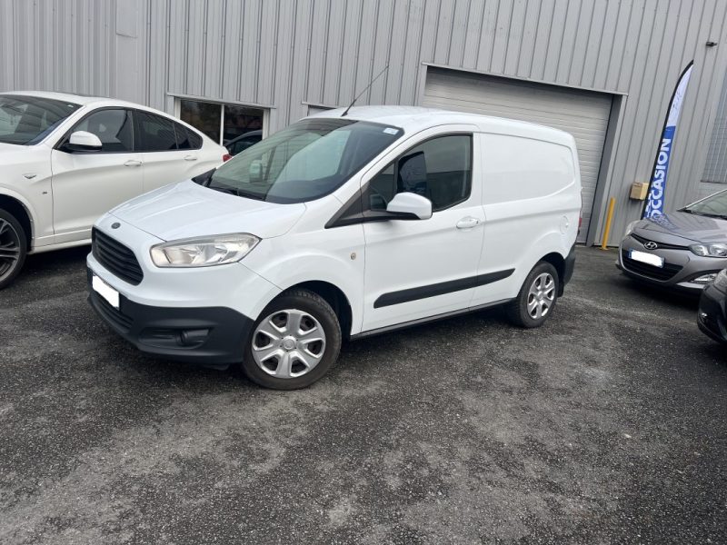 FORD TRANSIT COURIER  1.5 TD 75CH TITANIUM EURO6 GARANTIE 12 MOIS 2017