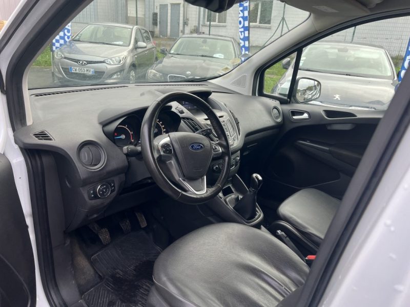 FORD TRANSIT COURIER  1.5 TD 75CH TITANIUM EURO6 GARANTIE 12 MOIS 2017