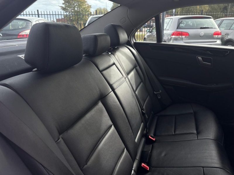 MERCEDES Classe E 265ch 4MATIC 🚗🌞 Avantgarde / Toit ouvrant pano / Reprise 🔄 Garantie 6 mois ✅