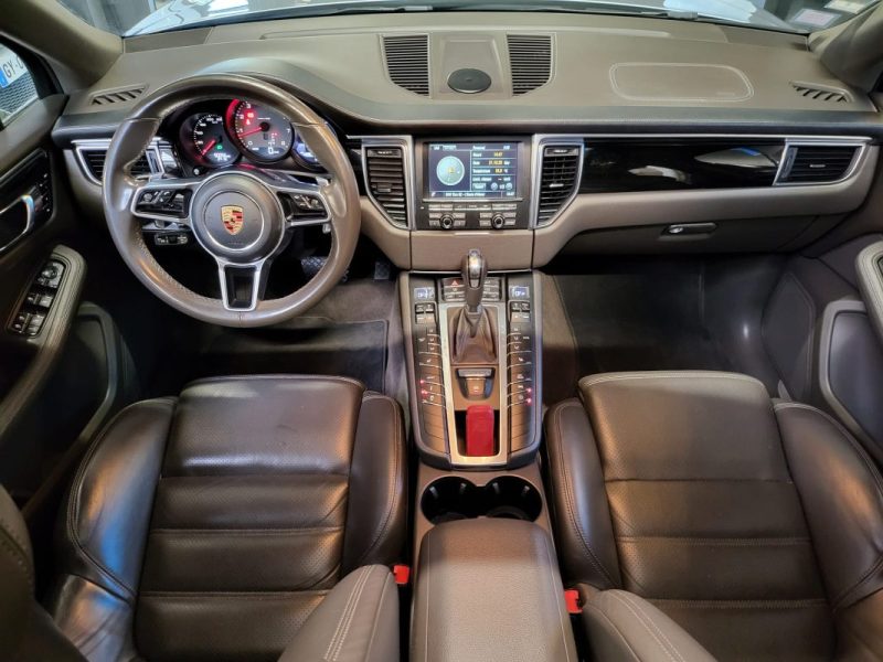 PORSCHE MACAN S 3.0 V6 340cv PDK / TOIT OUVRANT + ATTELAGE ELECTRIQUE + SUIVI PORSCHE /