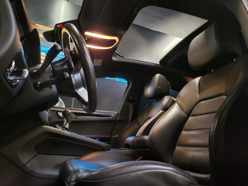PORSCHE MACAN S 3.0 V6 340cv PDK / TOIT OUVRANT + ATTELAGE ELECTRIQUE + SUIVI PORSCHE /
