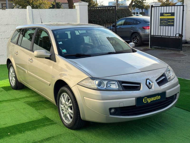 RENAULT MEGANE 1.5 DCI 106 CV FINITION EXTREME GARANTIE 6 MOIS  2009