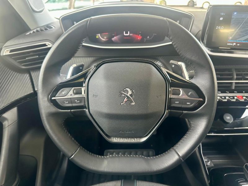 PEUGEOT 2008 1.5 BLUEHDI 130 ALLURE EAT8 **1ÈRE MAIN** 