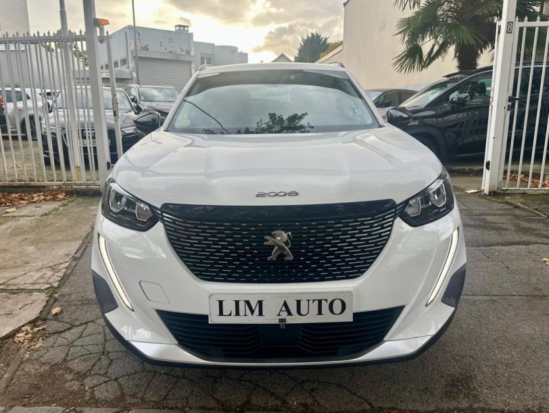 PEUGEOT 2008 1.5 BLUEHDI 130 ALLURE EAT8 **1ÈRE MAIN** 