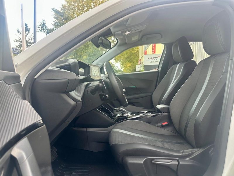 PEUGEOT 2008 1.5 BLUEHDI 130 ALLURE EAT8 **1ÈRE MAIN** 