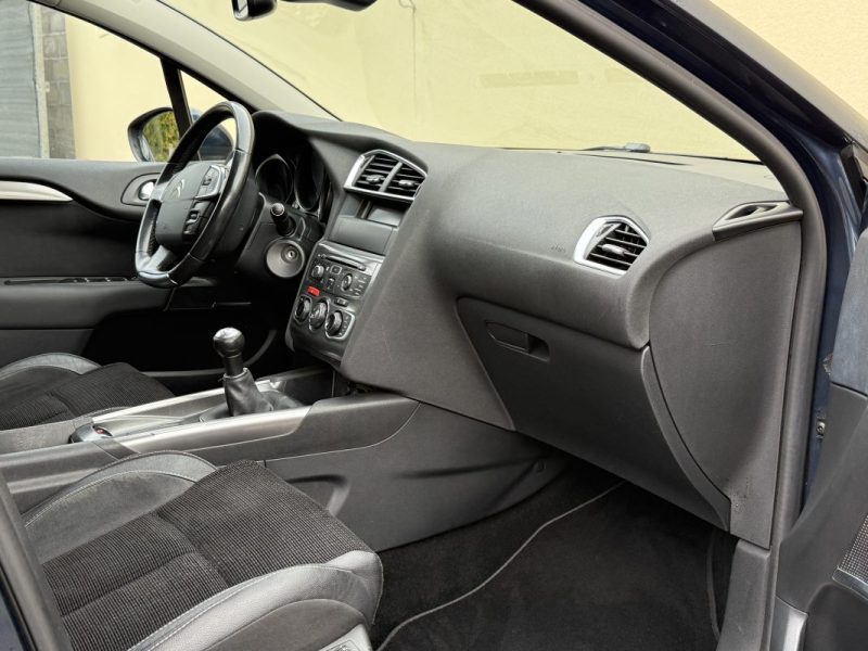 CITROEN C4 1.6 VTI 120CV EXCLUSIVE 2012 159 000KM 2012