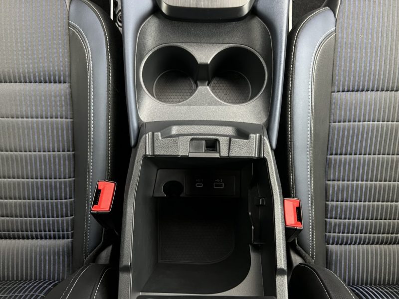 NISSAN QASHQAI 3 III TEKNA 1.3 HYBRID 158 Cv BOITE AUTO / TOIT PANO APPLE & ANDROID - GARANTIE 1 AN