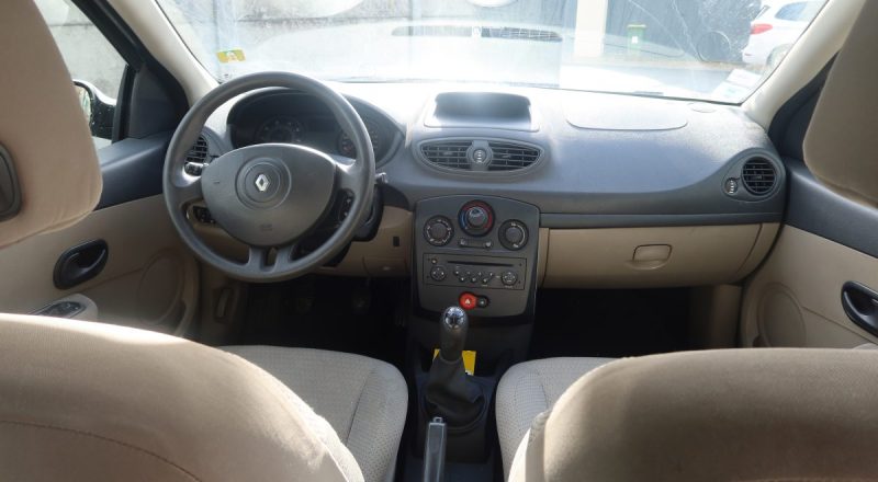 RENAULT CLIO CONFORT PACK CLIM DYNAMIQUE CLIO 1.4 16V 100CH 2006
