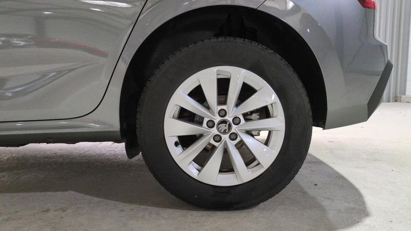 Skoda Kamiq 1.0 tsi evo 2 116 ch dsg7 selection