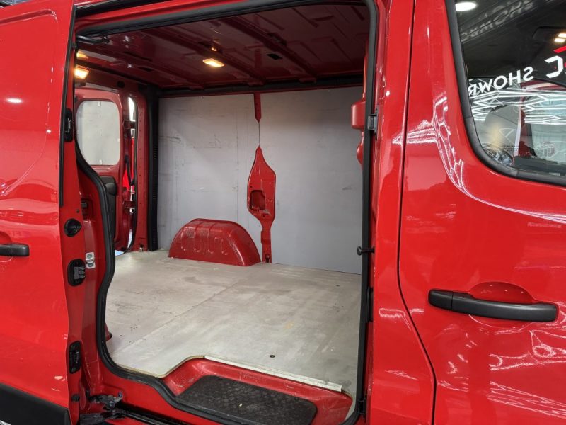 RENAULT TRAFIC L1H1 2T8 2.0 BLUE DCI 110CH CONFORT 2022 TTC