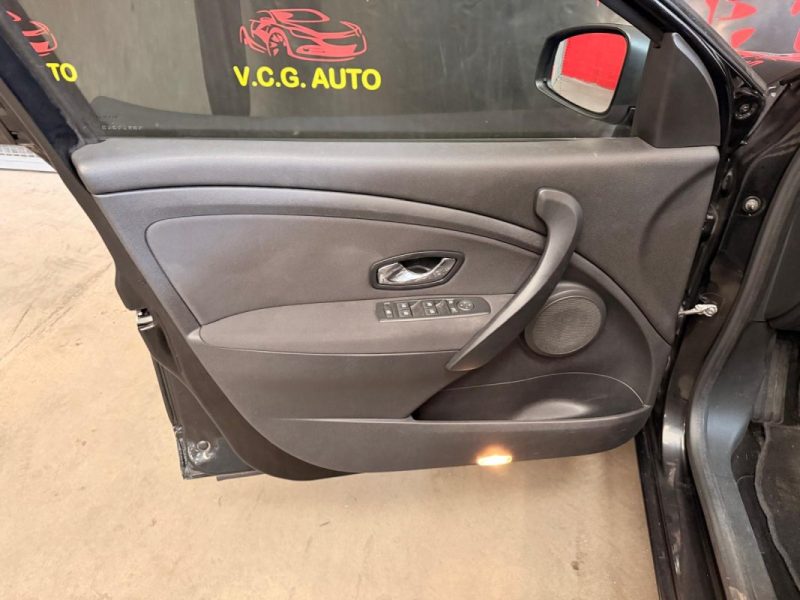 RENAULT MEGANE 1.6 dCi 130ch Zen 