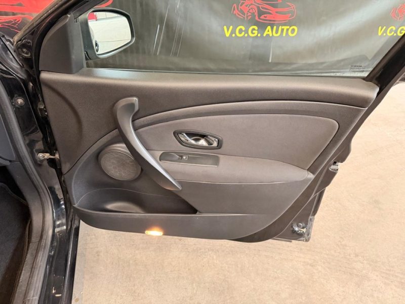 RENAULT MEGANE 1.6 dCi 130ch Zen 