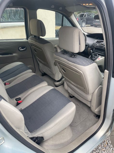 RENAULT MEGANE SCENIC PACK AUTHENTIQUE 1.6 16V 2004