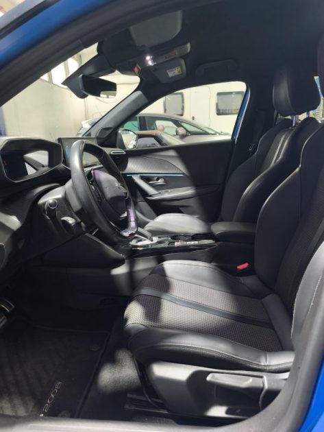 PEUGEOT PEUGEOT E-2008 136 CV - FINITION GT - CAMERA - RADAR AVANT ET ARRIERE - CARPLAY E-2008 136CH ACTIVE PACK 2021