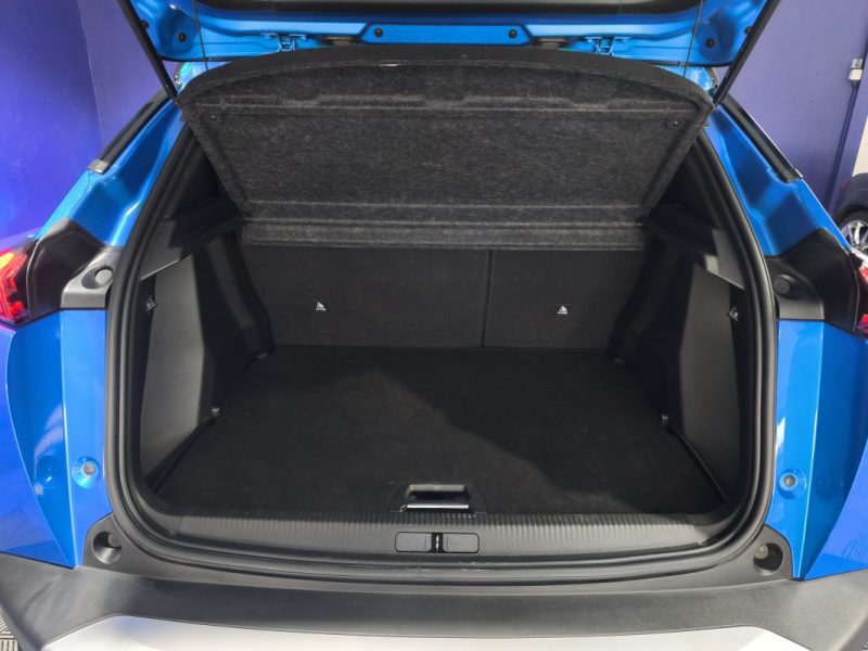 PEUGEOT PEUGEOT E-2008 136 CV - FINITION GT - CAMERA - RADAR AVANT ET ARRIERE - CARPLAY E-2008 136CH ACTIVE PACK 2021