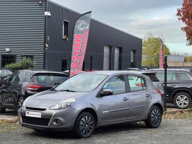 RENAULT CLIO 1.5 DCI 75CH EXPRESSION CLIM 5P 2012