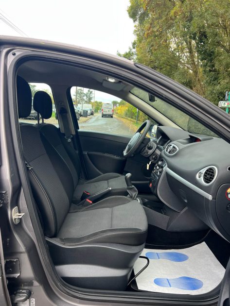 RENAULT CLIO 1.5 DCI 75CH EXPRESSION CLIM 5P 2012