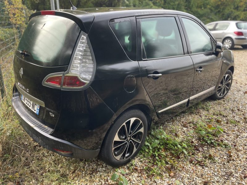 RENAULT MEGANE SCENIC 1.2 TCE 130CH ENERGY BOSE 2015 2015 moteur HS (non roulant)