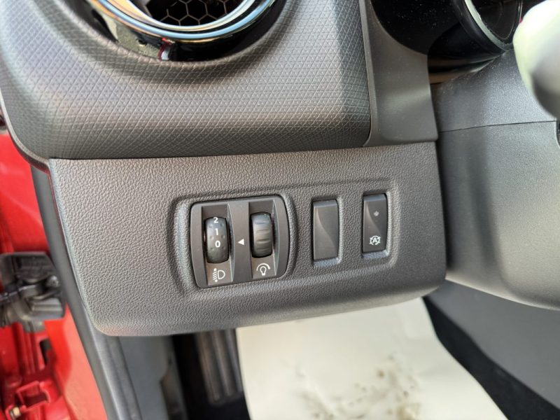 RENAULT CLIO IV 0.9 TCE 90 INTENS