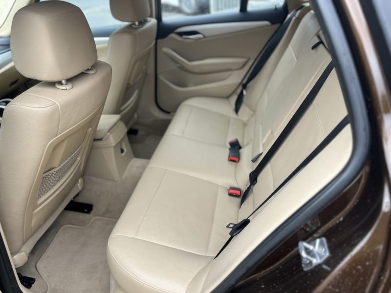 BMW xDrive25dA 218ch BVA Lounge Plus Attelage