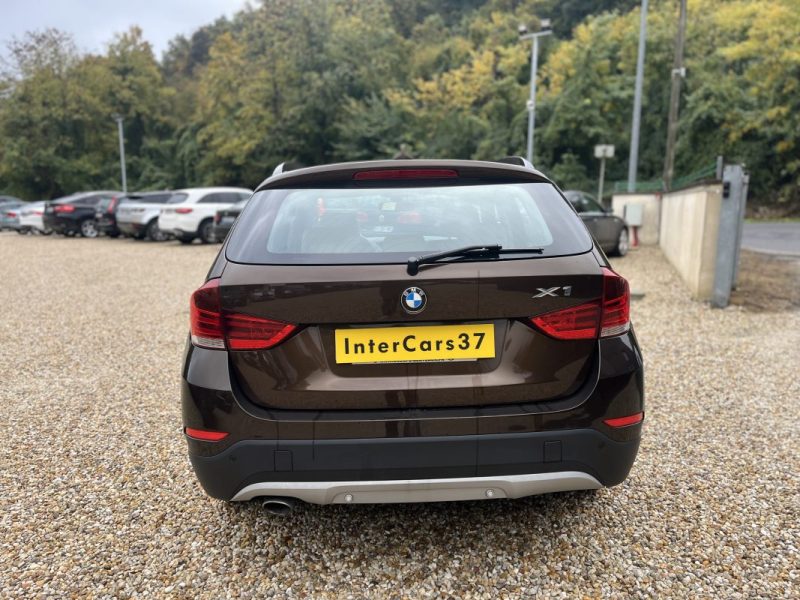 BMW xDrive25dA 218ch BVA Lounge Plus Attelage