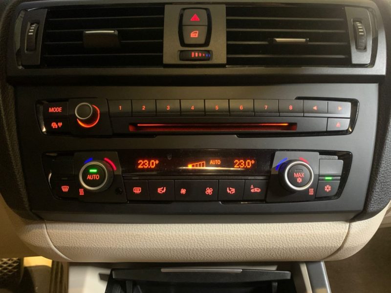 BMW SERIE 1 F20 118d  2.0 143CV 5 PORTES LOUNGE  