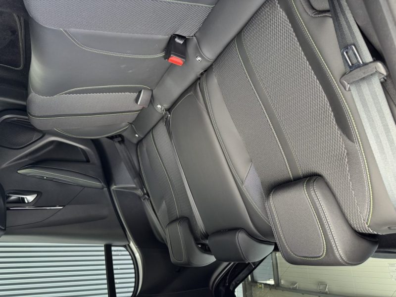 PEUGEOT 208 1.2 HYBRID 136CV GT LINE 