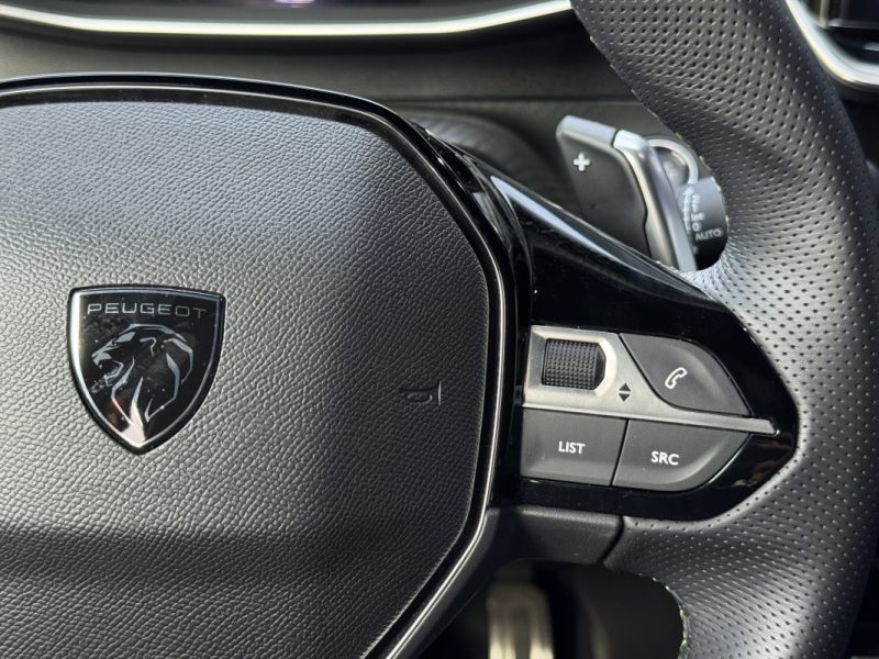 PEUGEOT 208 1.2 HYBRID 136CV GT LINE 