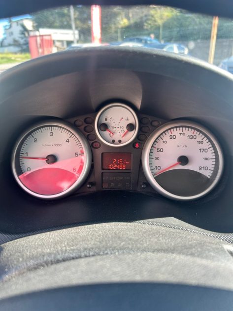 PEUGEOT 206 + 1.4 HDI URBAN 2009