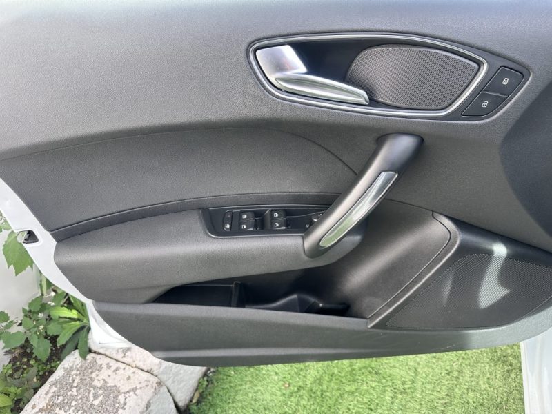 AUDI A1 SPORTBACK 1.6 TDI 105 FAP S LINE 