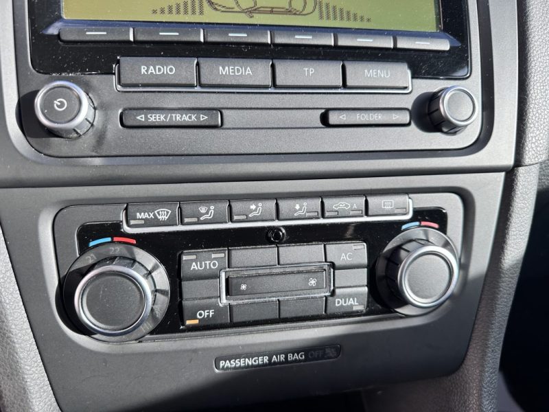 VOLKSWAGEN GOLF VI 2.0 TDI 110 CONFORTLINE