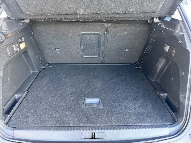 PEUGEOT 3008 II 1.5 BLUEHDI 130 BUSINESS ACTIVE EAT8