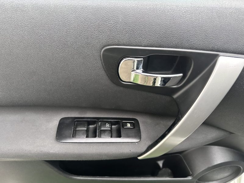 NISSAN QASHQAI 1.6 DCI 130 CONNECT EDITION - 1ER MAIN