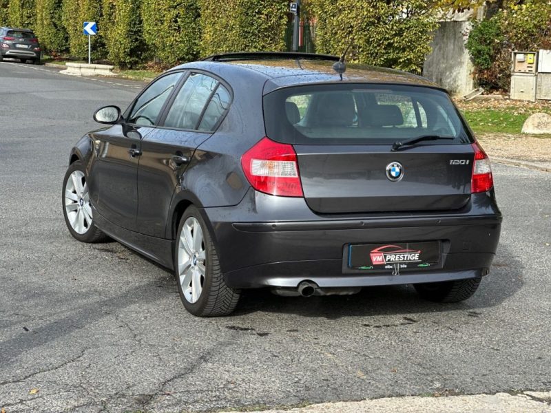 BMW  SERIE 1 120I 150 CV / 143km / Toit ouvrant / Siège chauffant / Radar / Cuir
